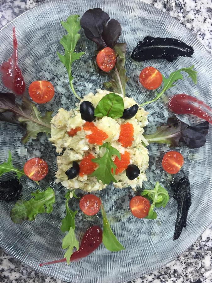 Restaurant & Rooms Cabrit Сан Матеу Екстериор снимка