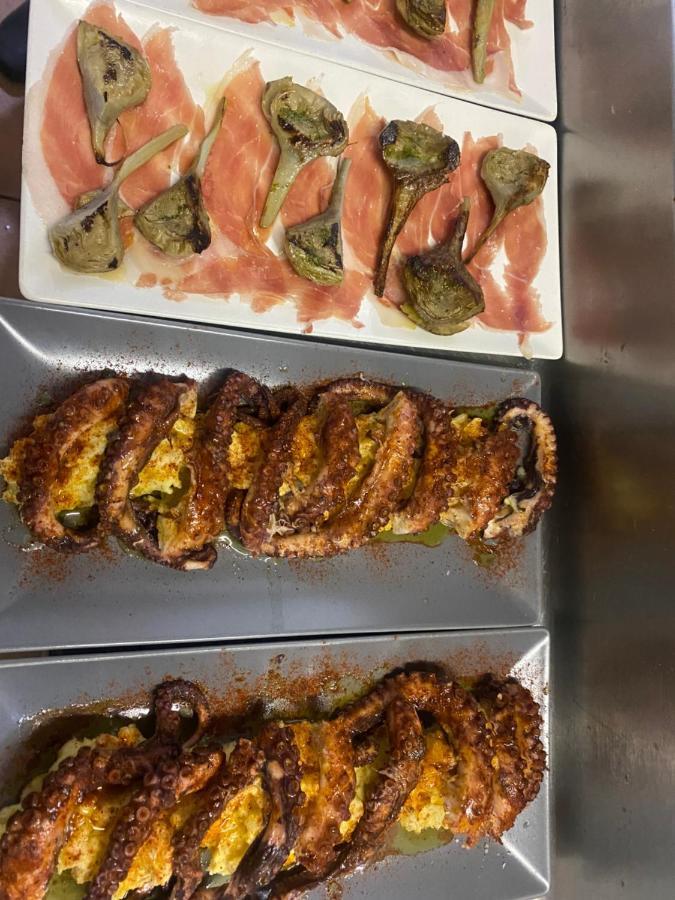 Restaurant & Rooms Cabrit Сан Матеу Екстериор снимка